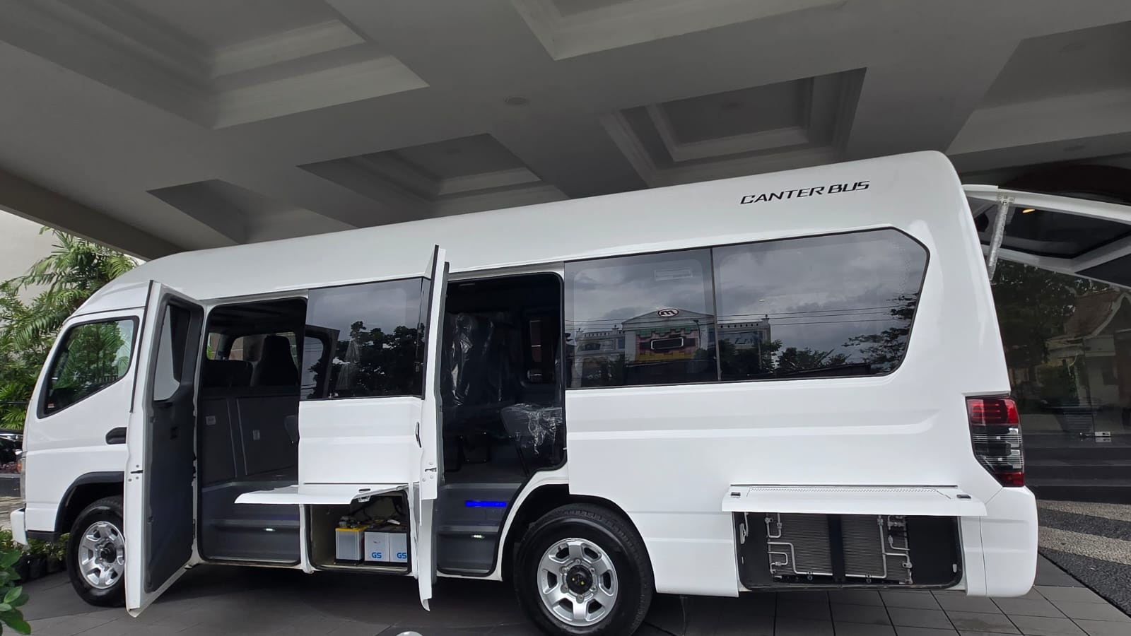 Isuzu Elf Long